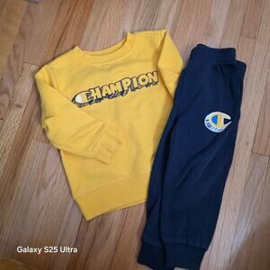 Champion yellow and navy crewneck fleece sweatshirt and sweat pant set sz 2T